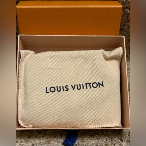 NWT / NIB Louis Vuitton Victorine Wallet in Pink/Rose - Picture 8 of 15